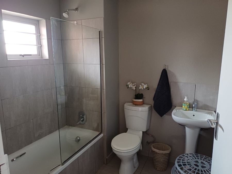 2 Bedroom Property for Sale in Raceway Free State
